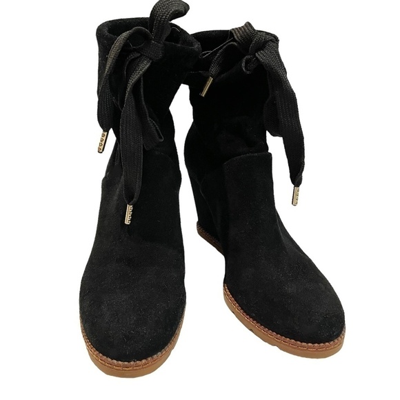 New Kate Spade Saunders Black Suede Platform Booties 🖤 - Picture 1 of 10